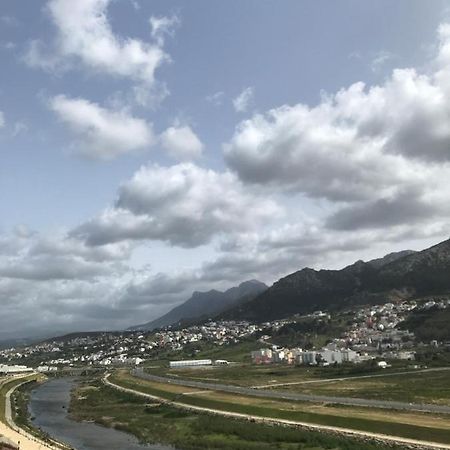 Spacious 3-Bedroom Apartment Tétouan Esterno foto